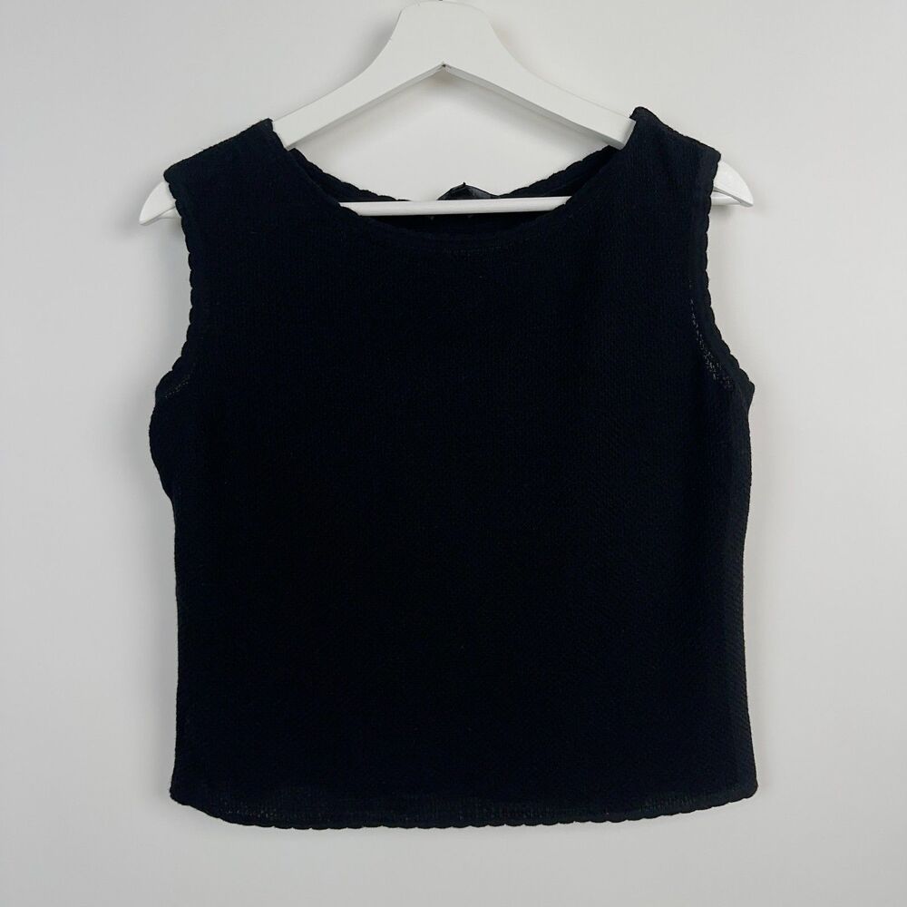 Escada Sleeveless Sweater Crop Top 44 L Black Wool Rayon Knit Scalloped Edge VTG